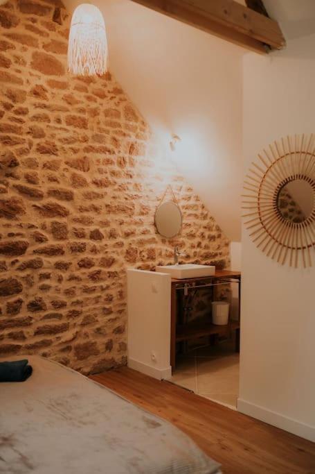Gite Naturia - Chaumiere De Berringue Plouhinec  Exterior photo